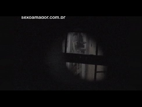 ❤️ Szőke lányt titokban videóra vette a környékbeli kukkoló, aki üreges téglák mögé rejtőzött ❤️❌ Baszás videó at hu.kiss-x-max.ru ☑